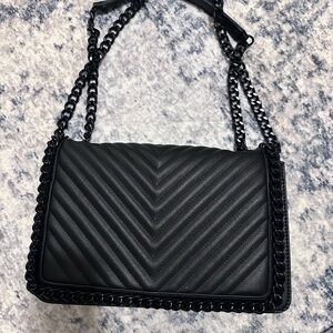 Aldo Black Quilted Chevron Chain Shoulder Bag